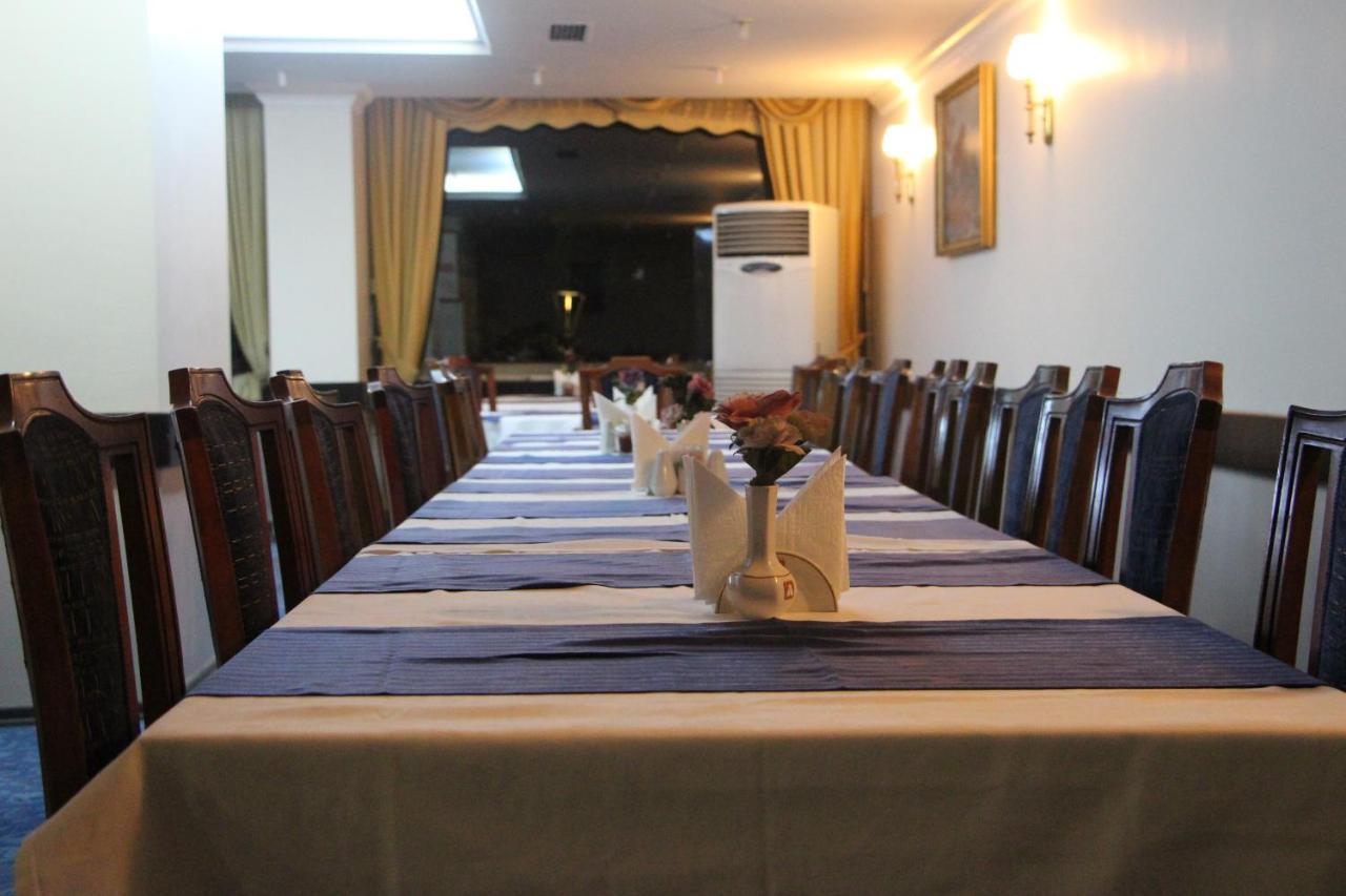 Akyuz Hotel Ankara Buitenkant foto