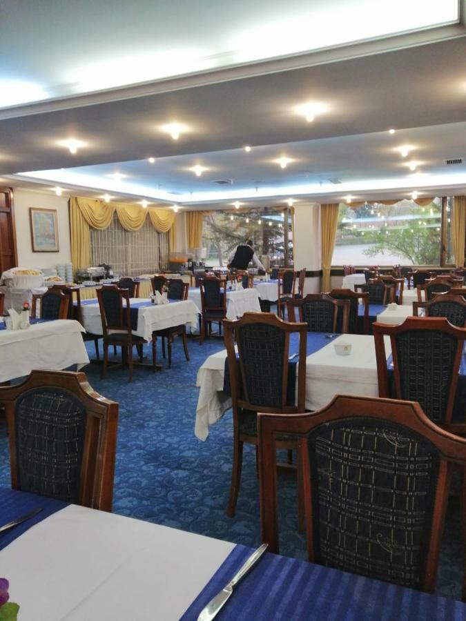 Akyuz Hotel Ankara Buitenkant foto
