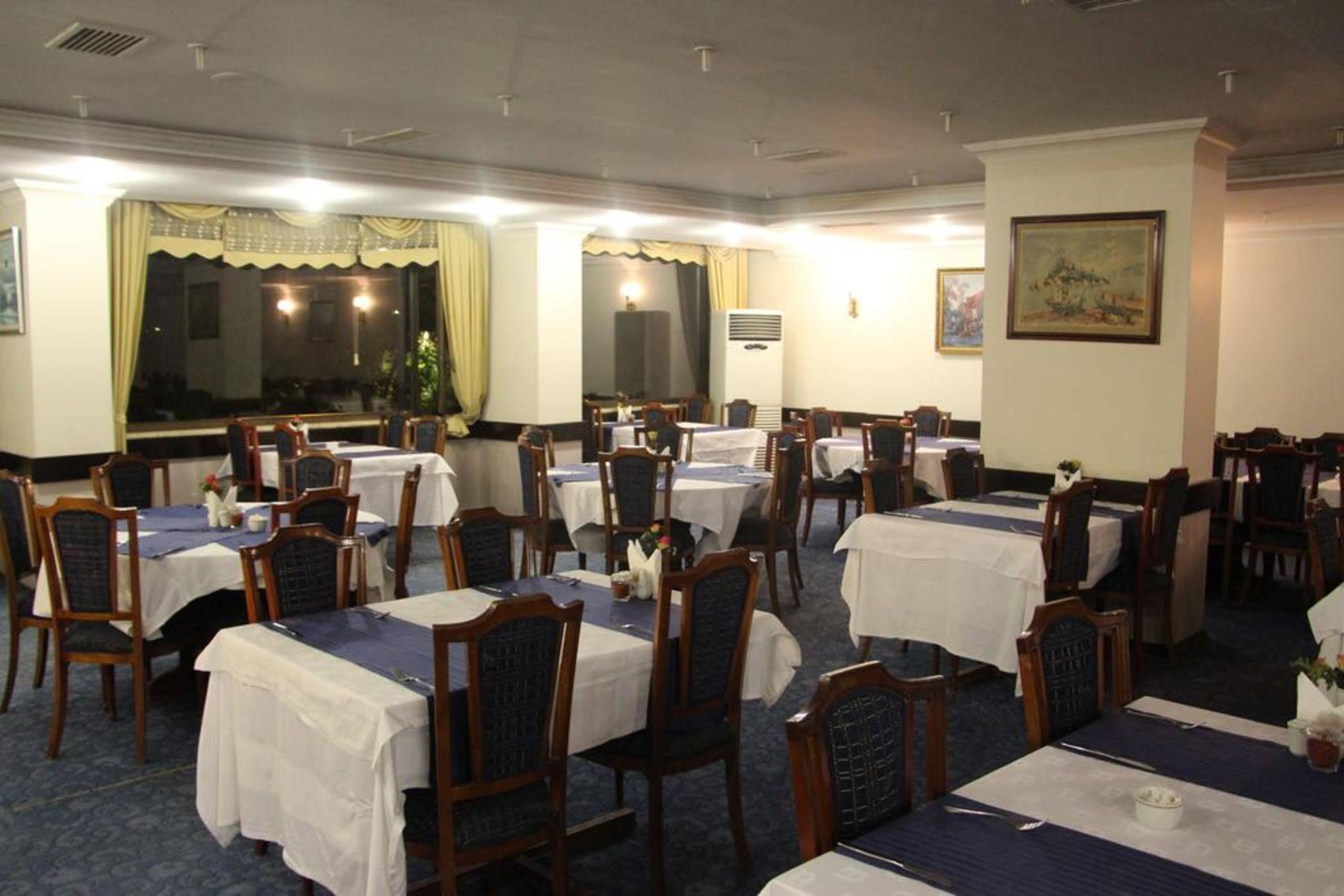 Akyuz Hotel Ankara Buitenkant foto